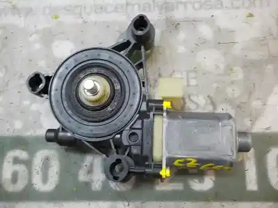 Автозапчасти б/у мотор стекла переднего правого за seat leon (5f1) 1.6 tdi ссылки oem iam 5q0959802b 0130822718 5q0959802b