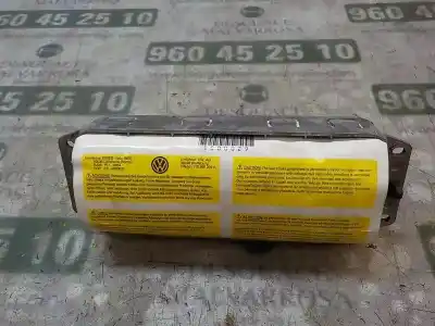Pièce détachée automobile d'occasion Airbag Avant Droit pour VOLKSWAGEN TOURAN (1T1, 1T2) 2.0 TDI Références OEM IAM 1T0880204D  