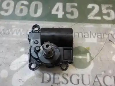 Peça sobressalente para automóvel em segunda mão motor de abertura da comporta de sofagem por kia cee´´d 1.4 crdi cat referências oem iam   