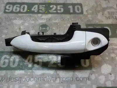 Second-hand car spare part exterior left front door handle for kia cee´´d 1.4 crdi cat oem iam references 