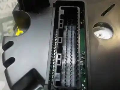 Peça sobressalente para automóvel em segunda mão quadrante por kia cee´´d 1.4 crdi cat referências oem iam   