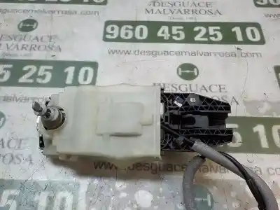 Автозапчастина б/у ліва передня зовнішня ручка для seat toledo iv (kg3) 1.6 tdi посилання на oem iam 5n0837205mgru  