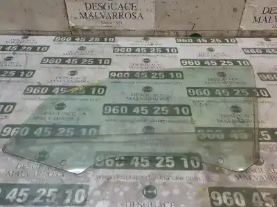 Peça sobressalente para automóvel em segunda mão vidro da porta dianteira esquerda por bmw serie 1 berlina (e81/e87) 118d referências oem iam 51337067791