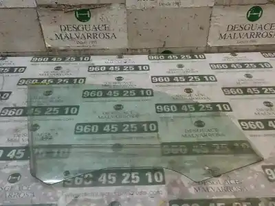 Peça sobressalente para automóvel em segunda mão vidro da porta dianteira direita por bmw serie 1 berlina (e81/e87) 118d referências oem iam 51337067792