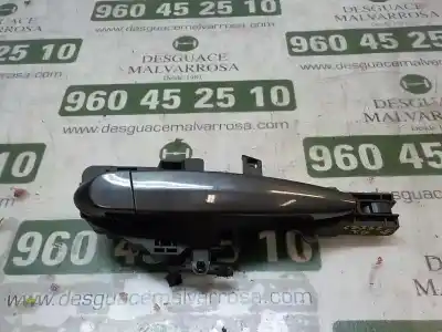Peça sobressalente para automóvel em segunda mão puxador exterior traseiro direito por bmw serie 1 berlina (e81/e87) 2.0 16v diesel referências oem iam 51217207530