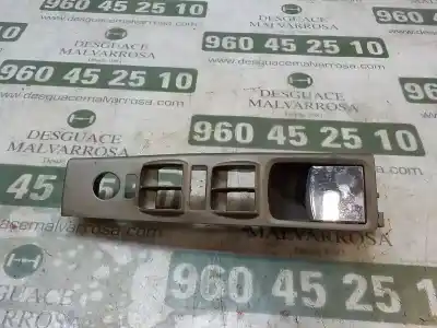 Автозапчастина б/у ліва передня внутрішня ручка для lancia musa (184) 1.9 jtd oro посилання на oem iam 735386295