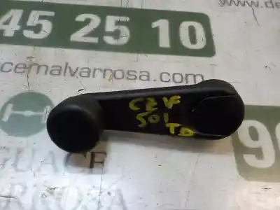 Peça sobressalente para automóvel em segunda mão manivela / manipulo do vidro traseiro direito por bmw serie 1 berlina (e81/e87) 118d referências oem iam 51328122503