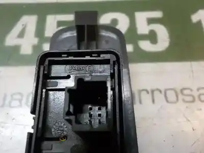 Second-hand car spare part rear left power window switch for renault scenic ii grand emotion oem iam references 254010003r  