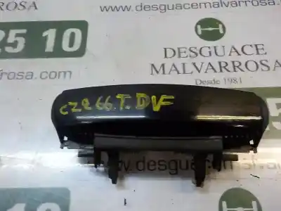 Peça sobressalente para automóvel em segunda mão puxador exterior traseiro direito por audi a4 berlina (8e) 1.9 tdi referências oem iam 4b0839885