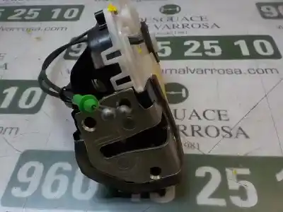 Автозапчастина б/у замок заднього правого дверя для toyota yaris (ksp9/scp9/nlp9) 1.4 turbodiesel cat посилання на oem iam 690500d110
