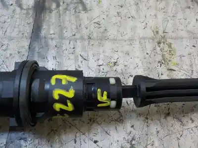 Pièce détachée automobile d'occasion pompe d'embrayage pour citroen ds3 1.2 12v vti références oem iam 2182h3  