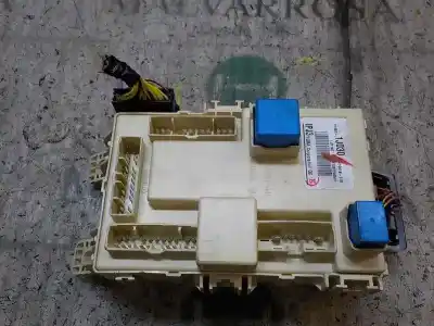 Pezzo di ricambio per auto di seconda mano scatola relè/fusibili per hyundai i20 i (pb, pbt) 1.2 riferimenti oem iam 919501j031  919501j030