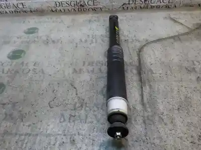 Second-hand car spare part rear left shock absorber for renault clio iv 1.5 dci diesel fap oem iam references 562109815r