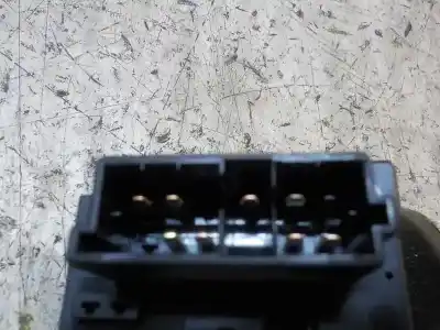 Pezzo di ricambio per auto di seconda mano comando pulito per peugeot 106 (s2) 1.1 riferimenti oem iam   