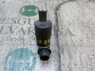 Pièce détachée automobile d'occasion POMPE D'EAU DE NETTOYAGE DU PARE BRISE pour PEUGEOT 2008 (--.2013->)  Références OEM IAM 643475  