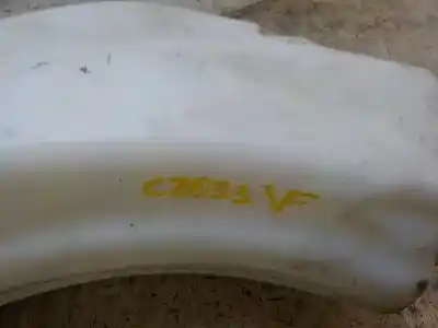 Second-hand car spare part windscreen washer bottle for dodge journey 2.0 crd oem iam references   