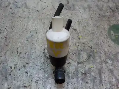 Pièce détachée automobile d'occasion POMPE D'EAU DE NETTOYAGE DU PARE BRISE pour PEUGEOT 308  Références OEM IAM 643475  