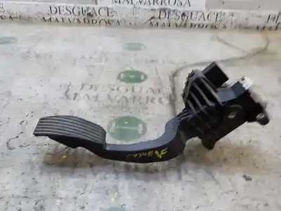 Second-hand car spare part accelerator pedal for opel corsa e (x15) 1.3 cdti (08 68) oem iam references   