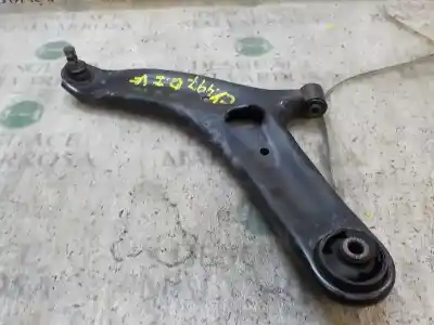 Pezzo di ricambio per auto di seconda mano braccio di sospensione anteriore sinistro inferiore per kia soul i (am) 1.6 crdi 128 riferimenti oem iam 545002k300