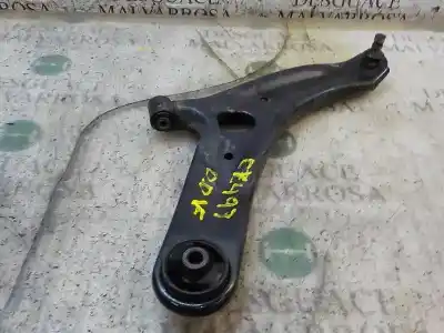 Pezzo di ricambio per auto di seconda mano braccio sospensione inferiore anteriore destro per kia soul i (am) 1.6 crdi 128 riferimenti oem iam 545012k300