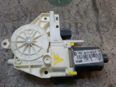 Peça sobressalente para automóvel em segunda mão motor elevador vidro traseiro direito por renault fluence 1.5 dynamique [1.5 ltr. - 78 kw dci diesel] referências oem iam 827200016r