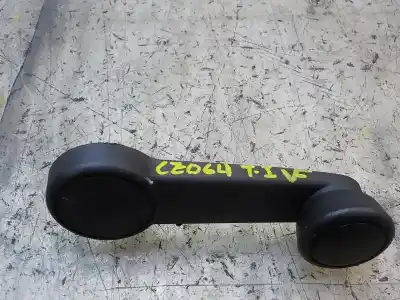 Pièce détachée automobile d'occasion Manivelle / Poignée Lève Vitre Arrière Gauche pour FORD FOCUS LIM. (CB8) 1.6 TDCi CAT Références OEM IAM 1682662  