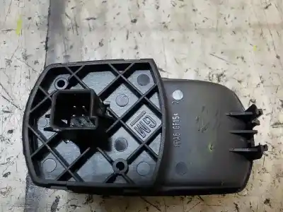 Pièce détachée automobile d'occasion commande de lève vitre avant droit pour opel corsa d 1.2 cat (a 12 xer / ldc) références oem iam   