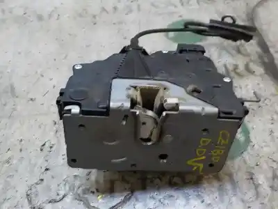 Pièce détachée automobile d'occasion serrure de porte avant droite pour opel corsa d 1.2 cat (a 12 xer / ldc) références oem iam 