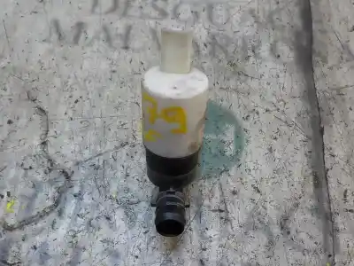 Pièce détachée automobile d'occasion POMPE D'EAU DE NETTOYAGE DU PARE BRISE pour PEUGEOT 308 I (4A_, 4C_)  Références OEM IAM 643475  