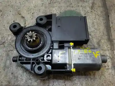 Second-hand car spare part right front window motor for renault megane ii berlina 5p 1.9 dci diesel oem iam references 807301396r  807300004r
