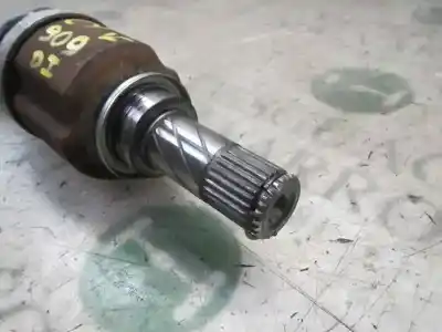 Second-hand car spare part front left transmission for renault twingo ii (cn0_) 1.5 dci 75 oem iam references 8201055632  