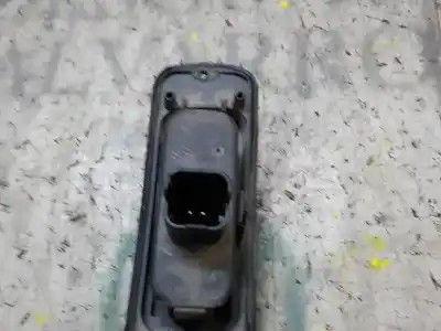 Автозапчастина б/у ручка ворот для renault twingo ii (cn0_) 1.5 dci 75 посилання на oem iam 8200076256  