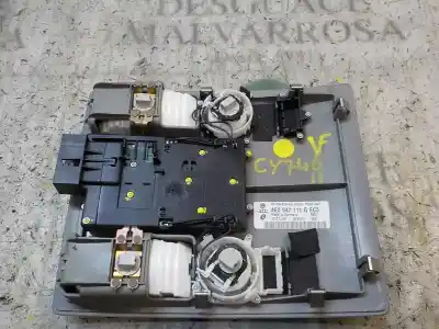Автозапчасти б/у внутренняя лампа за audi a8 (4e2) 4.2 quattro ссылки oem iam 4e0947111gec3  4e0947111g