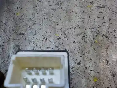 Second-hand car spare part left front power window switch for citroen c3 business oem iam references 98016298zd  