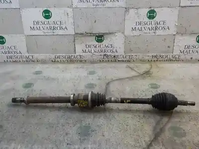 Second-hand car spare part right drive for renault clio iii 1.5 dci diesel oem iam references 8200618111