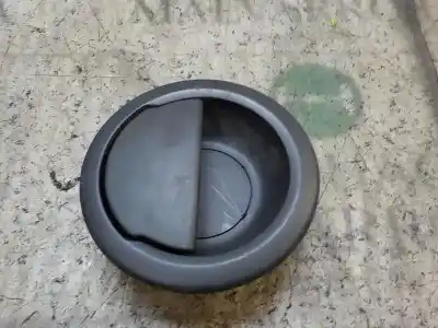 Pièce détachée automobile d'occasion POIGNÉE INTÉRIEURE ARRIÈRE DROITE pour RENAULT KANGOO  Références OEM IAM 8200497655  