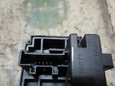 Pezzo di ricambio per auto di seconda mano modulo elettronico per renault megane iii berlina 5 p 1.6 16v e85 (etanol) riferimenti oem iam 251900001r  