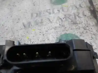 Автозапчастина б/у замок заднього правого дверя для ford fiesta vi (cb1, ccn) 1.4 tdci посилання на oem iam 2053473  