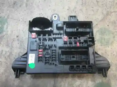 Peça sobressalente para automóvel em segunda mão caixa de fusíveis e relés por opel insignia berlina excellence referências oem iam 22737764