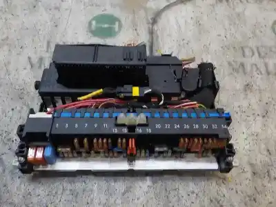 Second-hand car spare part fuse box unit for bmw x3 (e83) 2.0d oem iam references 61138364530  