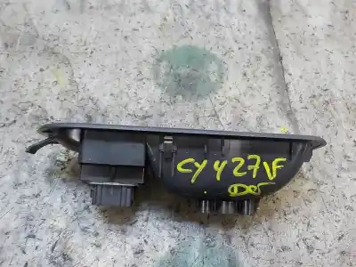 Second-hand car spare part right front power window switch for renault twingo (co6) 1.2 alize oem iam references 8200214936  