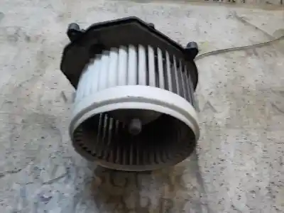 Pezzo di ricambio per auto di seconda mano motore di riscaldamento per peugeot partner kombi 1.6 16v hdi fap riferimenti oem iam   