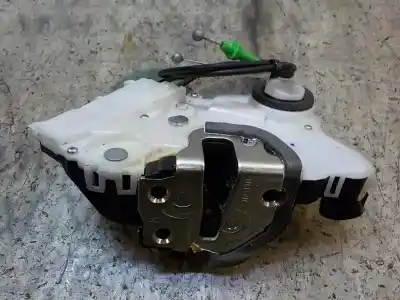 Автозапчастина б/у замок передній праві двері для toyota yaris (ksp9/scp9/nlp9) 1.4 turbodiesel cat посилання на oem iam 690300d320