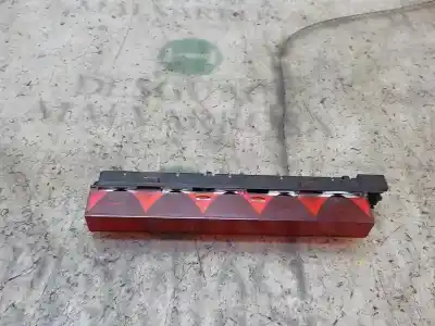 Pezzo di ricambio per auto di seconda mano lampada posteriore centrale per ford focus lim. (cb4) 1.6 tdci cat riferimenti oem iam 1151768  
