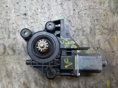 Peça sobressalente para automóvel em segunda mão motor elevador vidro dianteiro direito por ford focus lim. (cb4) 1.6 tdci cat referências oem iam 1347884