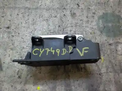 Pezzo di ricambio per auto di seconda mano maniglia interna anteriore destra per ford focus lim. (cb4) 1.6 tdci cat riferimenti oem iam 1501942  