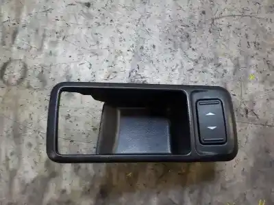 Second-hand car spare part RIGHT FRONT POWER WINDOW SWITCH for FORD FOCUS LIM. (CB4)  OEM IAM references 1379197   Second-hand car spare part RIGHT FRONT POWER WINDOW SWITCH for FORD FOCUS LIM. (CB4)  OEM IAM references 1379197