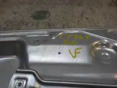 Pezzo di ricambio per auto di seconda mano alzacristalli anteriore destro per ford focus lim. (cb4) 1.6 tdci cat riferimenti oem iam 1738646  