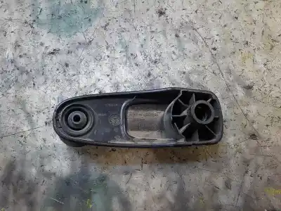 Pièce détachée automobile d'occasion manivelle / poignée lève vitre arrière gauche pour peugeot 207 1.4 hdi références oem iam   