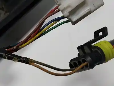 Second-hand car spare part right rearview mirror for iveco daily vi furgón 33s15, 35s15, 35c15 oem iam references 5801552553  